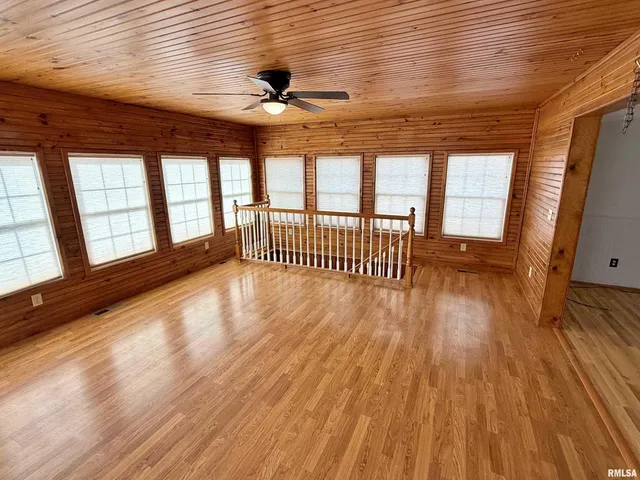 $169,900 | 2510 Strawberry Road, Metropolis, IL 62960