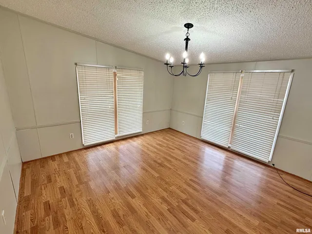 $169,900 | 2510 Strawberry Road, Metropolis, IL 62960