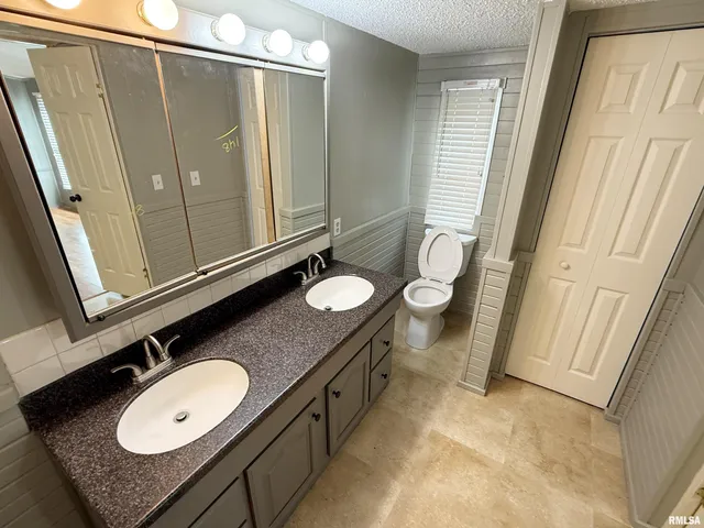 $169,900 | 2510 Strawberry Road, Metropolis, IL 62960