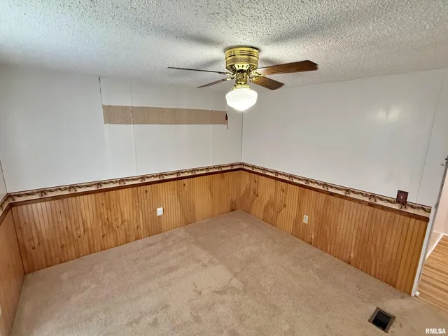 $169,900 | 2510 Strawberry Road, Metropolis, IL 62960