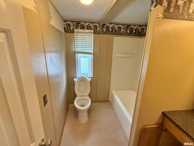 $169,900 | 2510 Strawberry Road, Metropolis, IL 62960