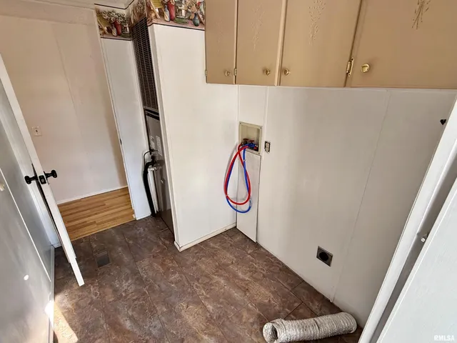 $169,900 | 2510 Strawberry Road, Metropolis, IL 62960