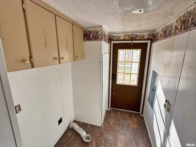 $169,900 | 2510 Strawberry Road, Metropolis, IL 62960