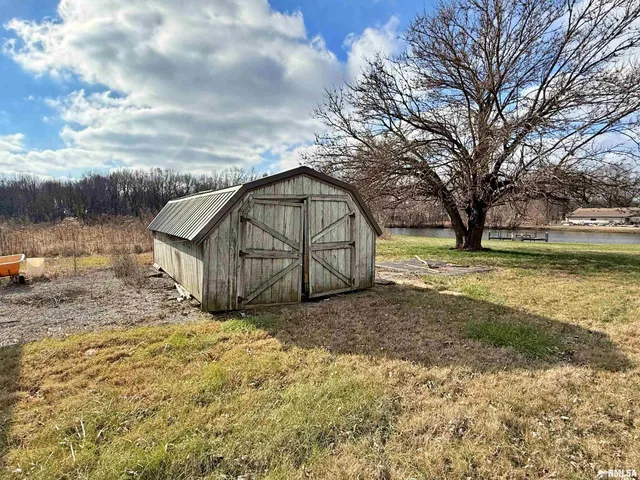 $169,900 | 2510 Strawberry Road, Metropolis, IL 62960