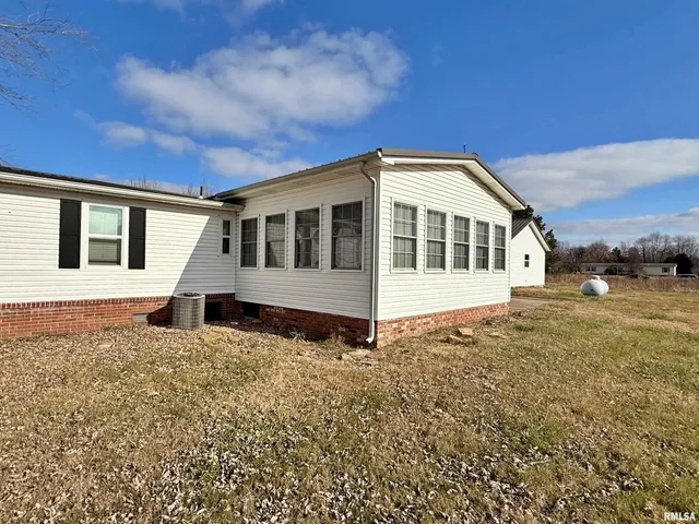 $169,900 | 2510 Strawberry Road, Metropolis, IL 62960