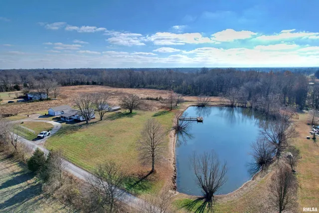 $169,900 | 2510 Strawberry Road, Metropolis, IL 62960