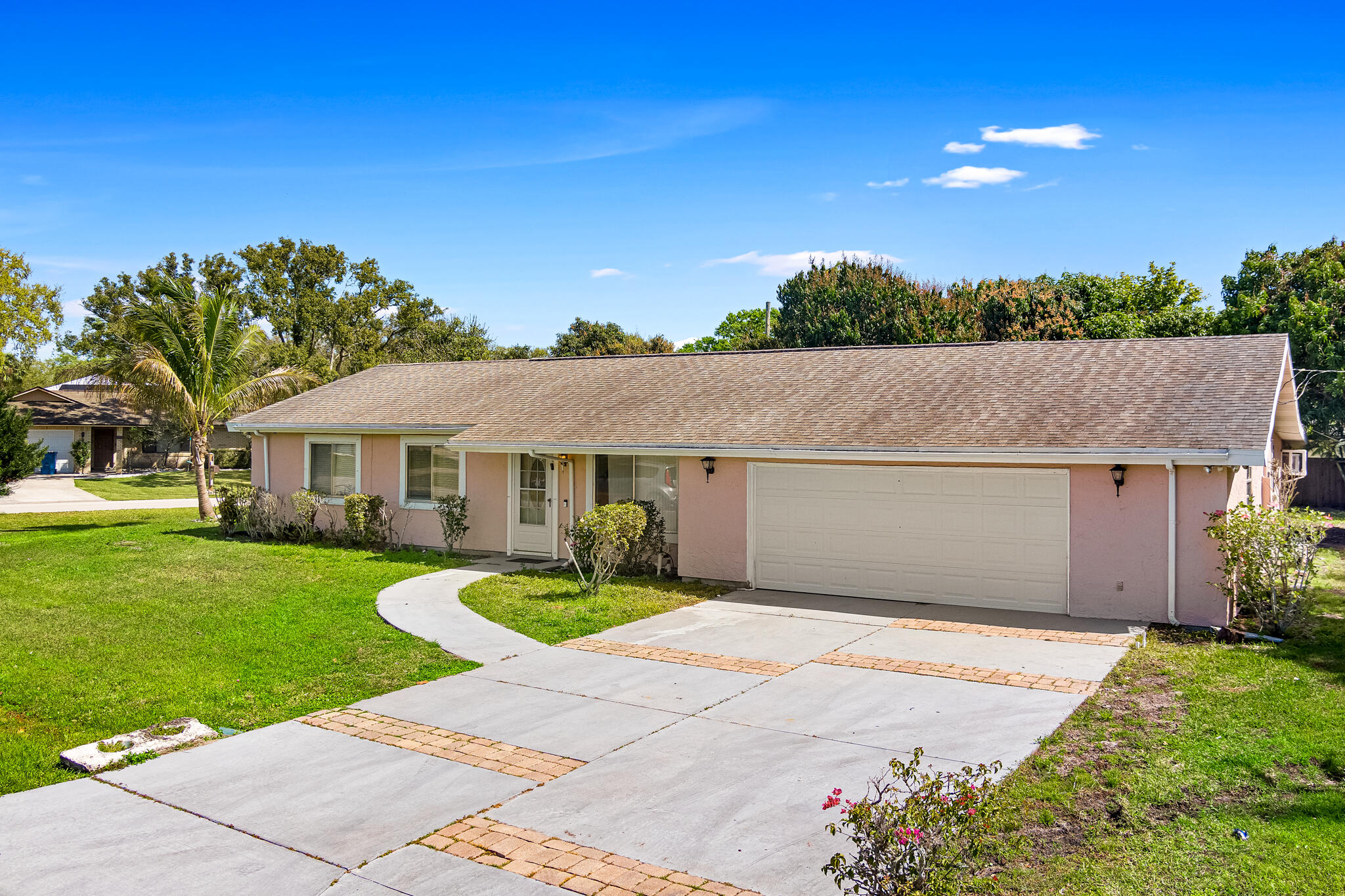 495 Picasso Ave Northeast  