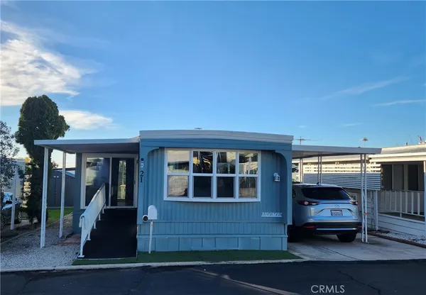 a car parked in front of a building