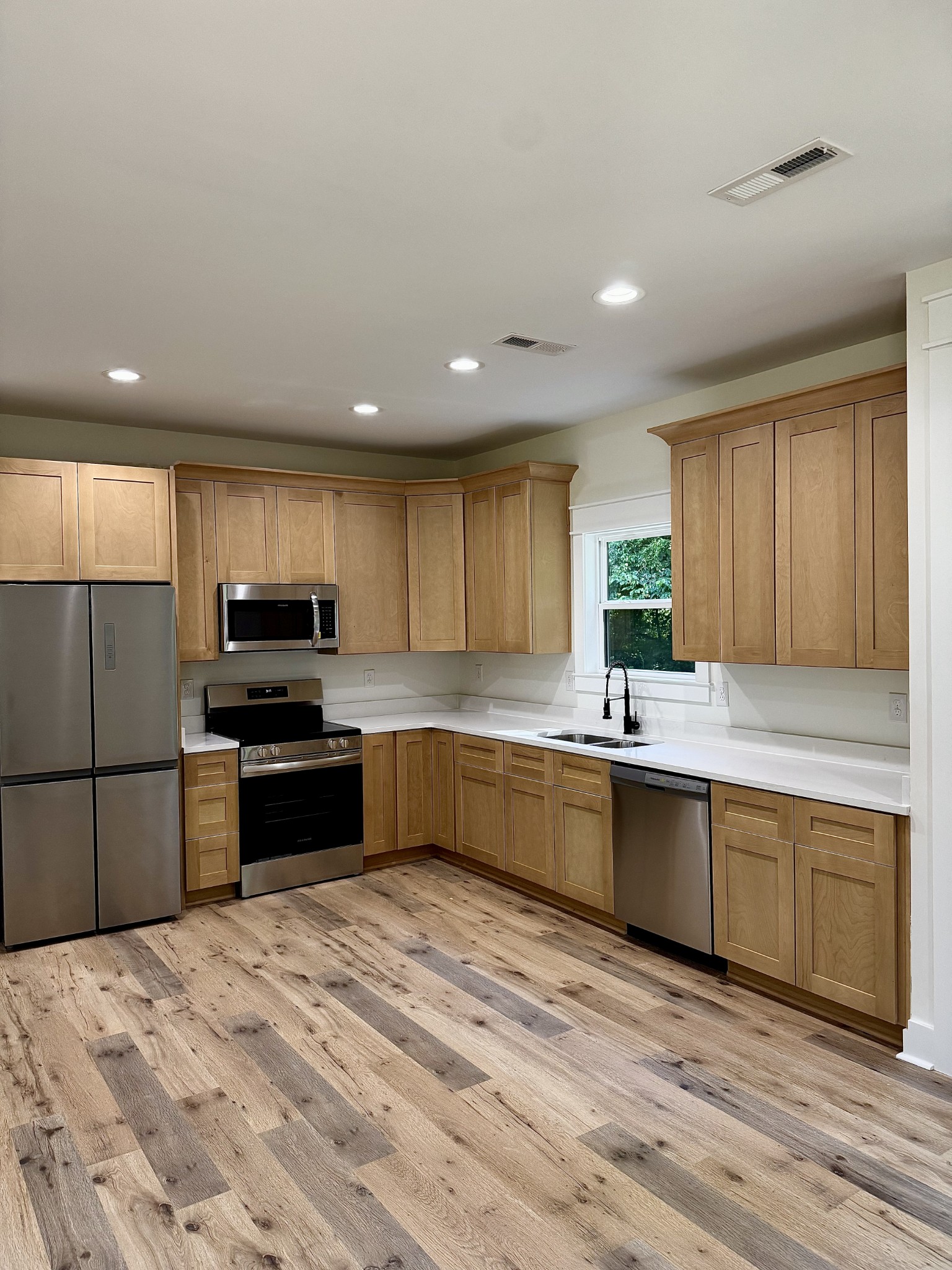 355 Summitville Road Manchester, TN 37355 - Photo 6 of 41