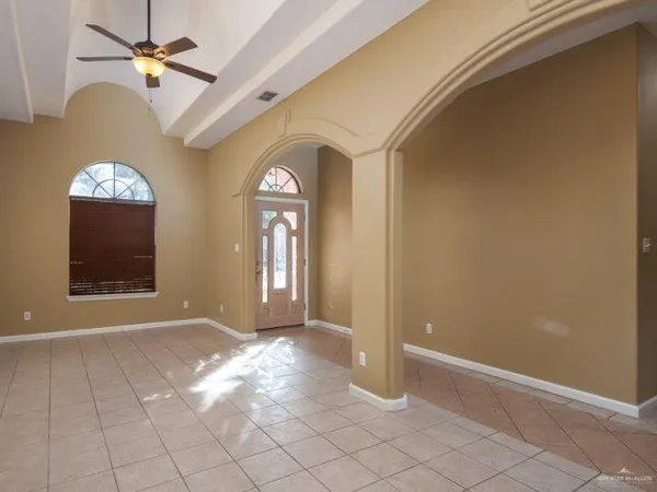 $2,000 | 3200 Santa Laura, Mission, TX 78572