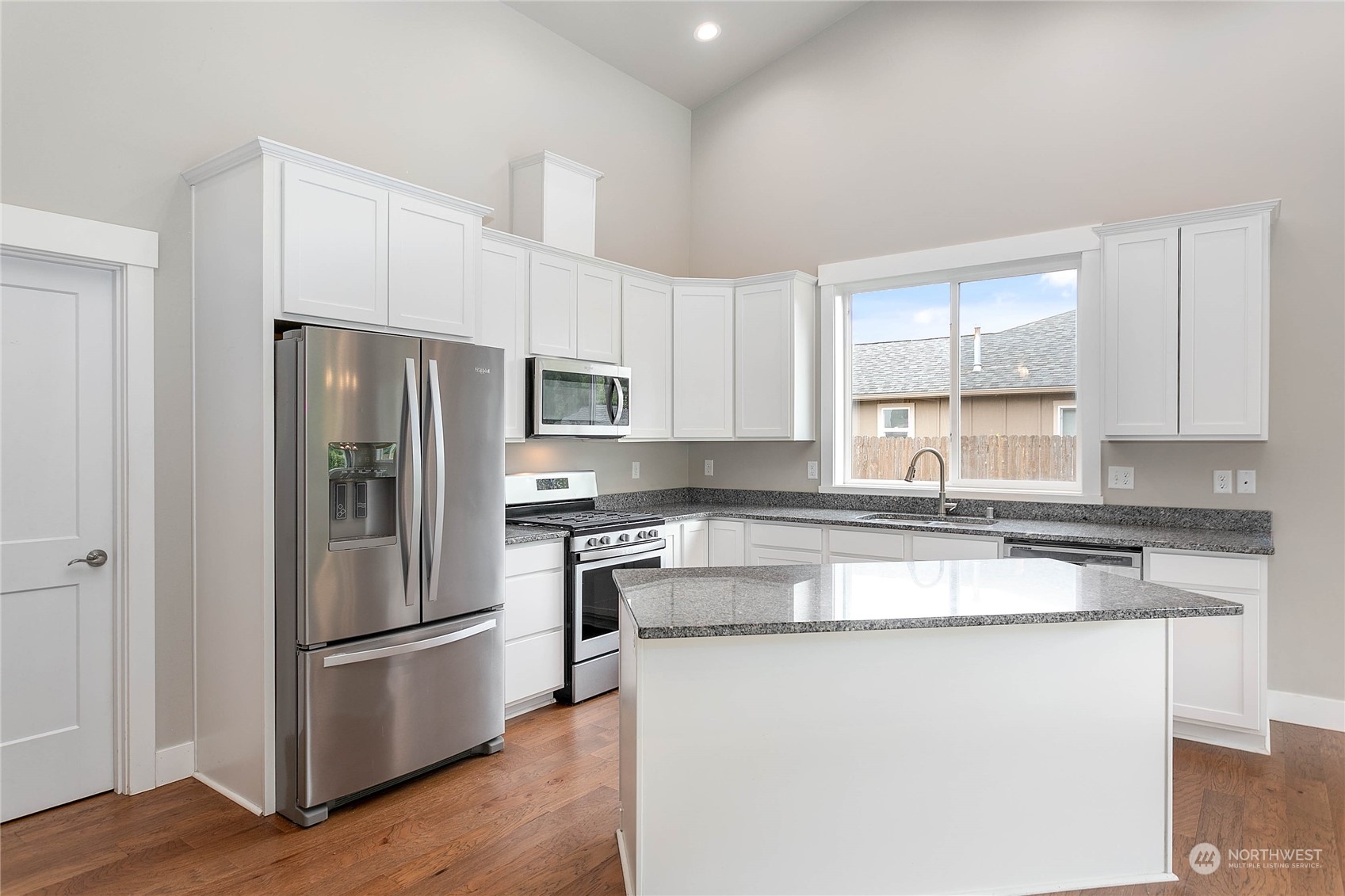 5372 Salish Road Blaine, WA 98230 - Photo 7 of 40 Gallery Image 7