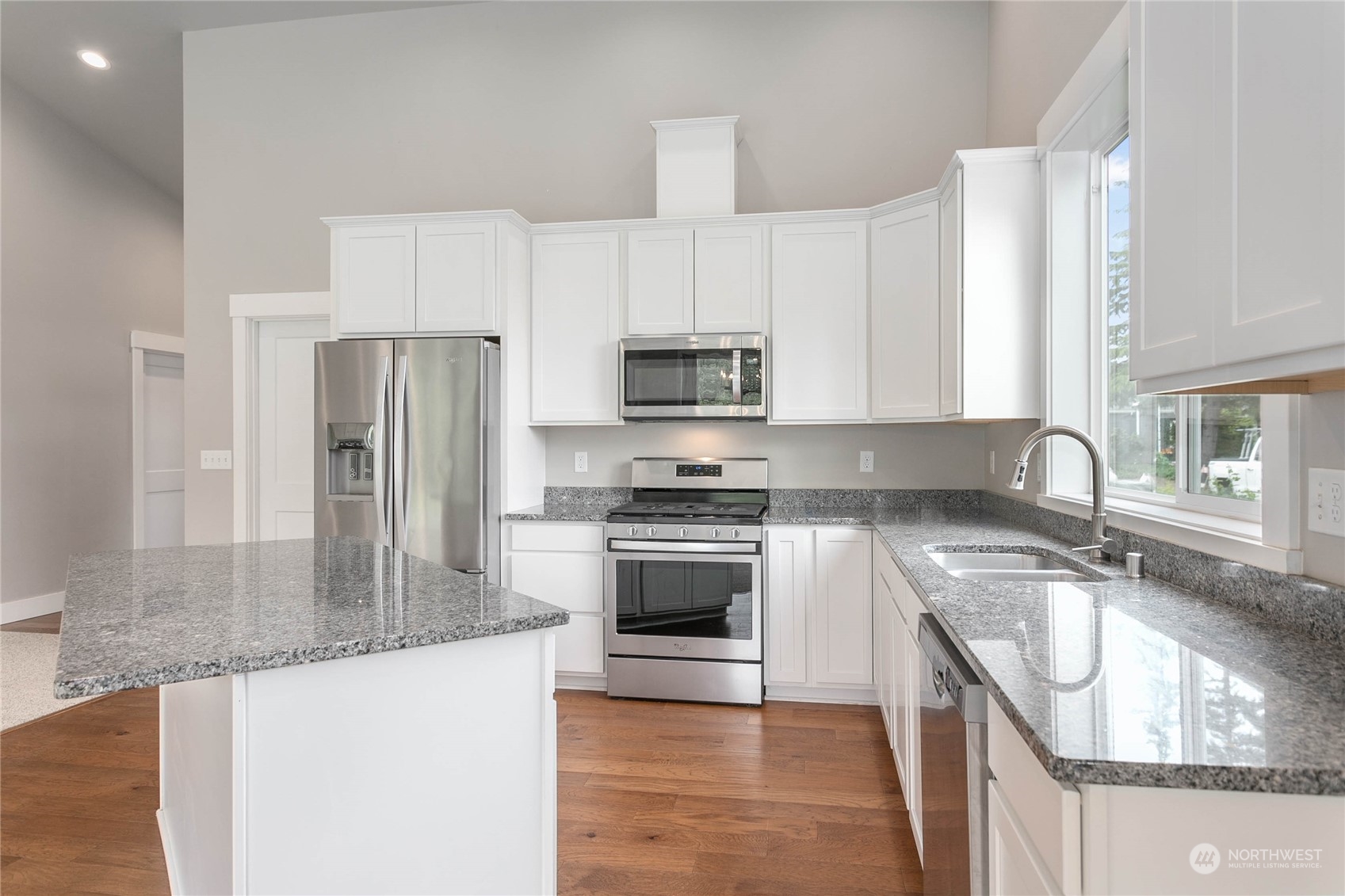 5372 Salish Road Blaine, WA 98230 - Photo 8 of 40 Gallery Image 8