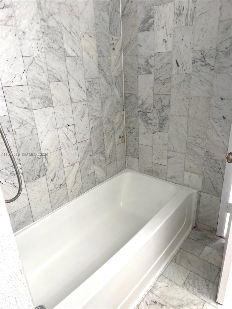 10029 Southwest 77th Court Miami, FL 33156 - Photo 10 of 18