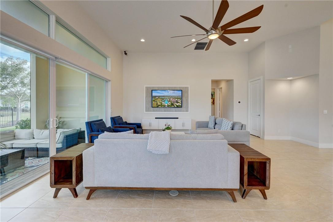 1000 Hookline Circle Loxahatchee, FL 33470 - Photo 23 of 98 Photo 23