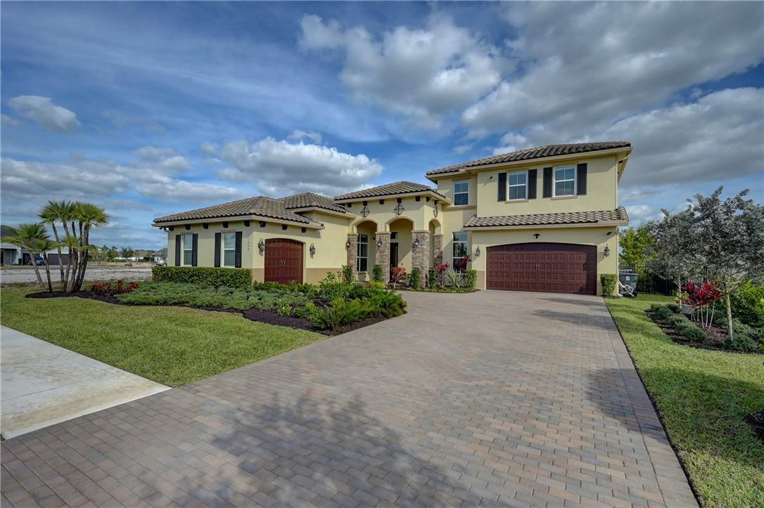 1000 Hookline Circle Loxahatchee, FL 33470 - Photo 3 of 98 Photo 3