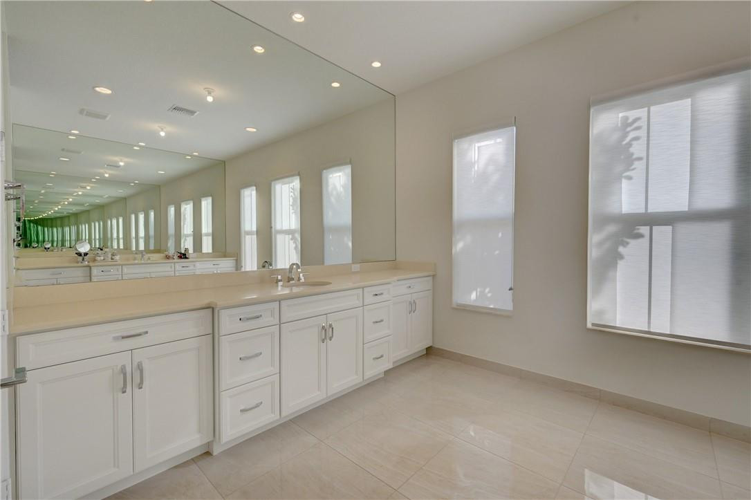 1000 Hookline Circle Loxahatchee, FL 33470 - Photo 34 of 98 Photo 34