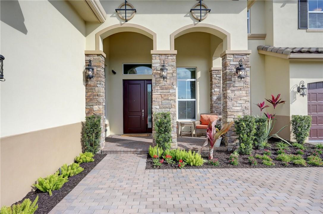 1000 Hookline Circle Loxahatchee, FL 33470 - Photo 6 of 98 Photo 6