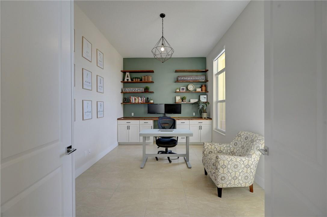 1000 Hookline Circle Loxahatchee, FL 33470 - Photo 10 of 98 Photo 10