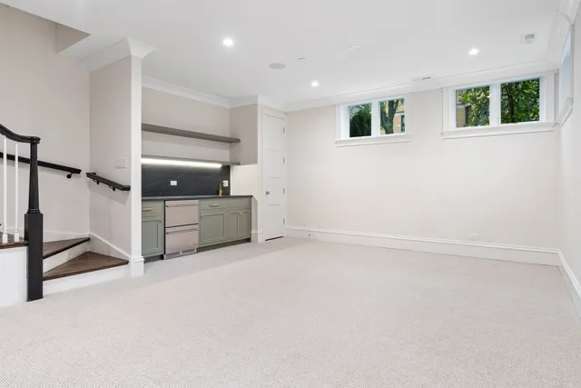 $2,995,000 | 3505 North Greenview Avenue, Chicago, IL 60657