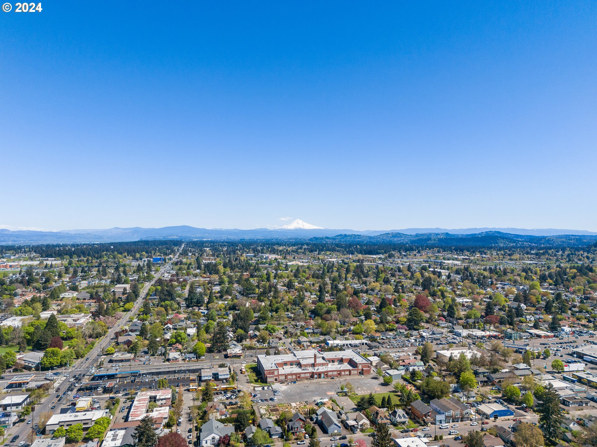 457 Northeast 74th Avenue, Unit 1 Portland, OR 97213 - Photo 26 of 26 a view of city and ocean