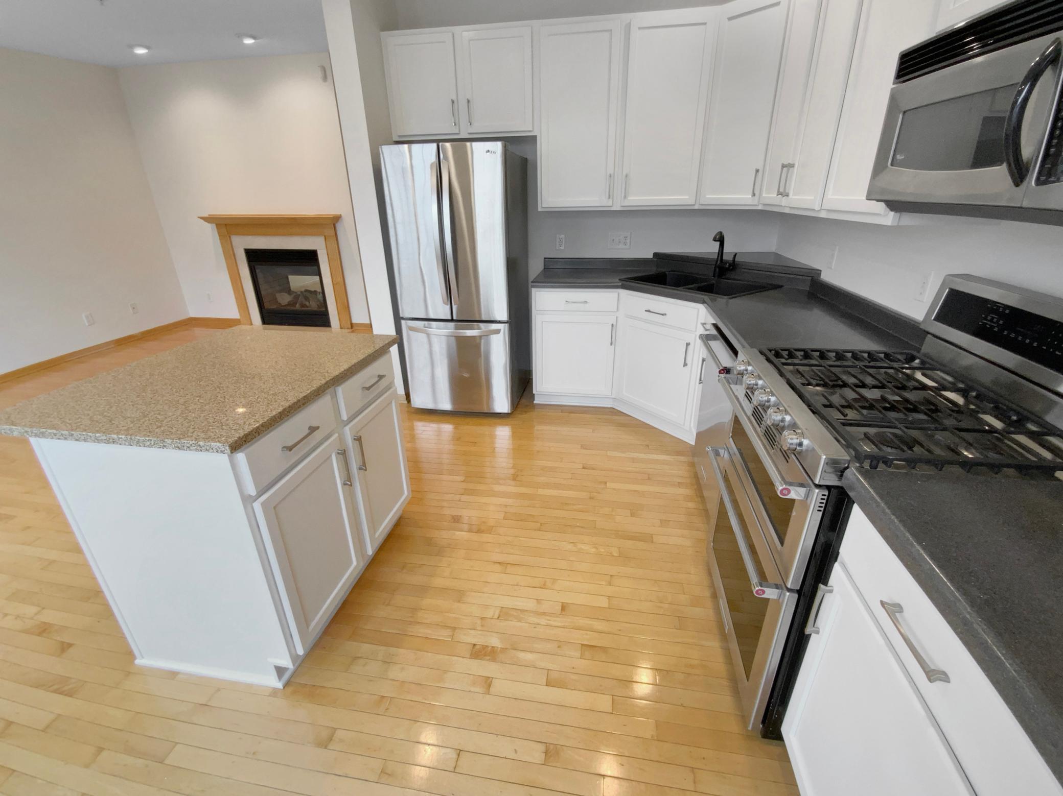 15579 June Grass Lane Eden Prairie, MN 55347 - Photo 10 of 17