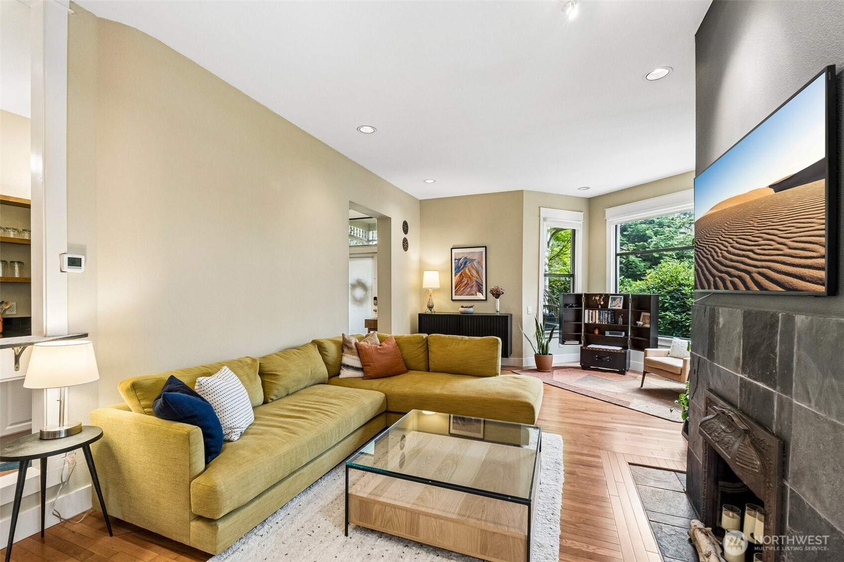 917 18th Avenue, Unit A Seattle, WA 98122 - Photo 7 of 33