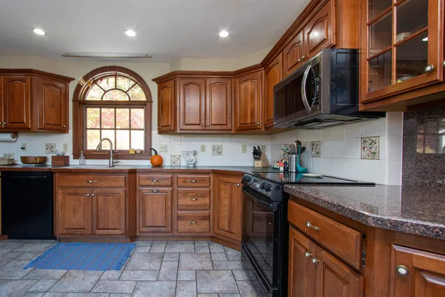 $299,000 | 41 Stone Road, Ryegate, VT 05069