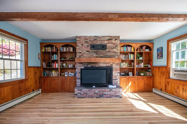 $299,000 | 41 Stone Road, Ryegate, VT 05069