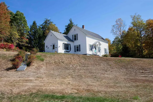 $299,000 | 41 Stone Road, Ryegate, VT 05069