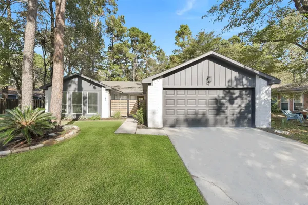 $435,000 | 146 West Woodstock Cir Drive, Spring, TX 77381