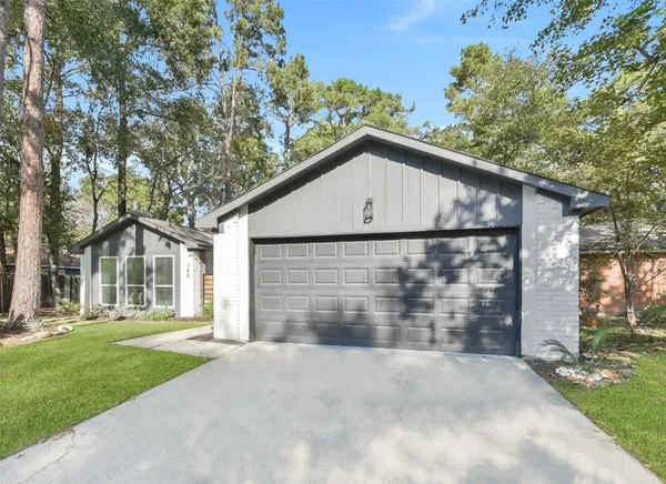 $418,000 | 146 West Woodstock Cir Drive, Spring, TX 77381