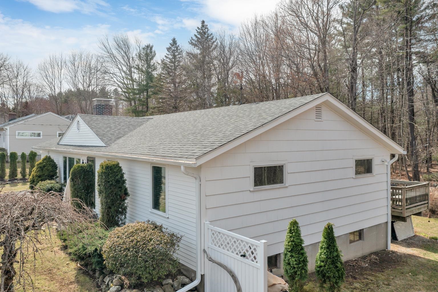 40 Mountainview Terrace Rye, NH 03870 - Photo 2 of 18
