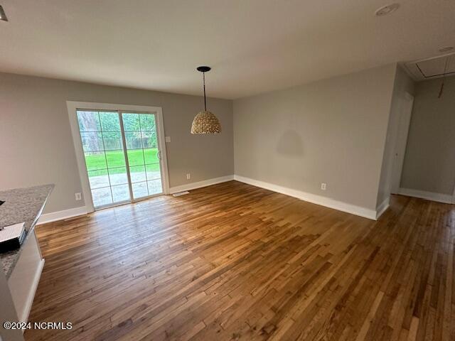 409 Hardy Avenue New Bern, NC 28560 - Photo 3 of 14 IMG_4567