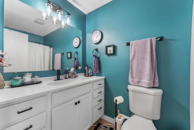 $190,000 | 722 Prairie Meadow Drive, Blue Grass, IA 52726