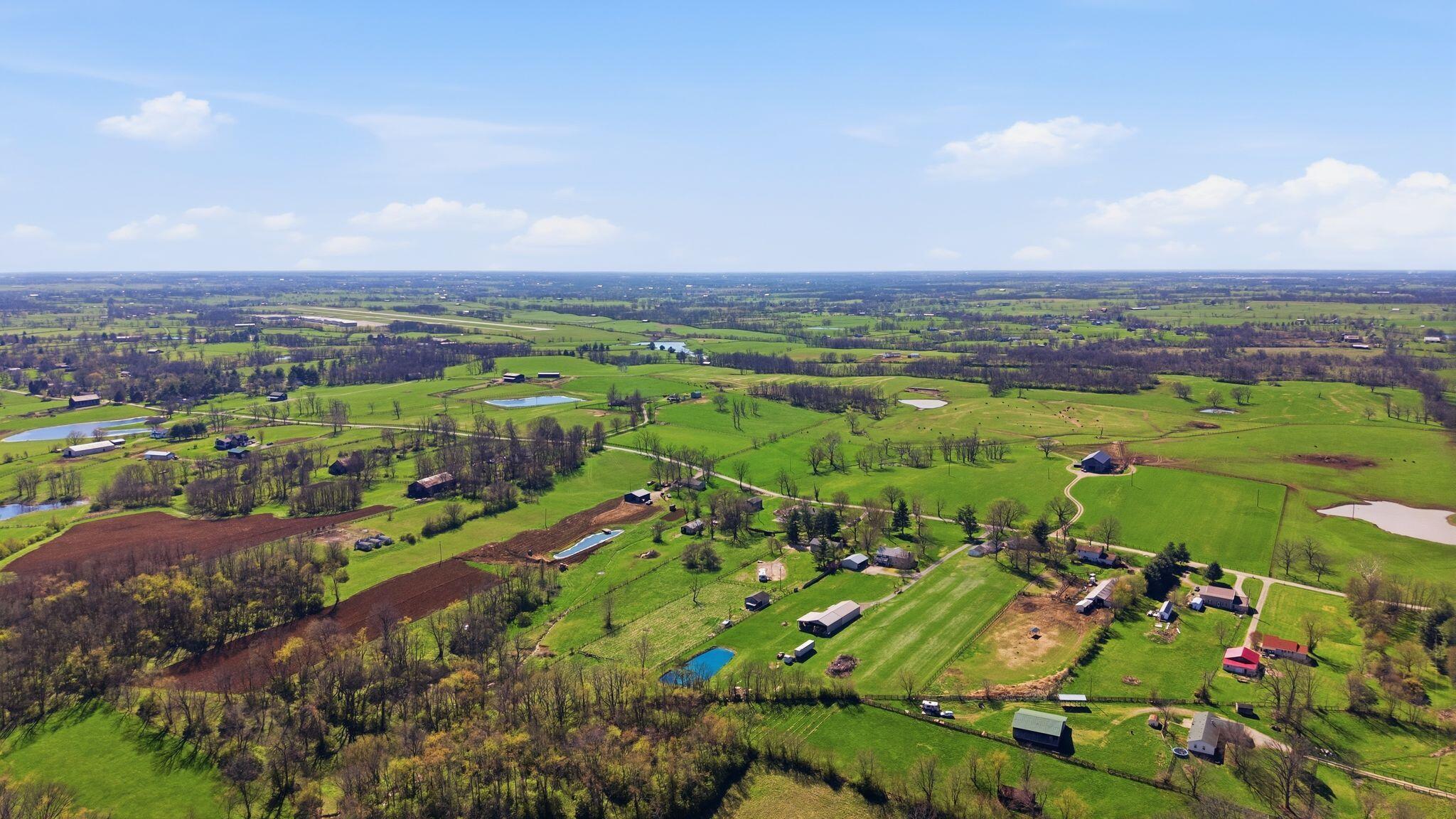 932 Hill Road Paris, KY 40361 - Photo 58 of 68 1_011_dji_20260328161313_0639_d