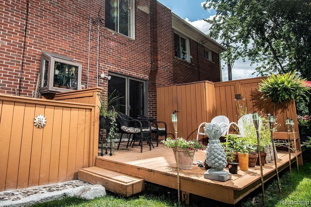 2505 Oliver Road Royal Oak, MI 48073 - Photo 21 of 23