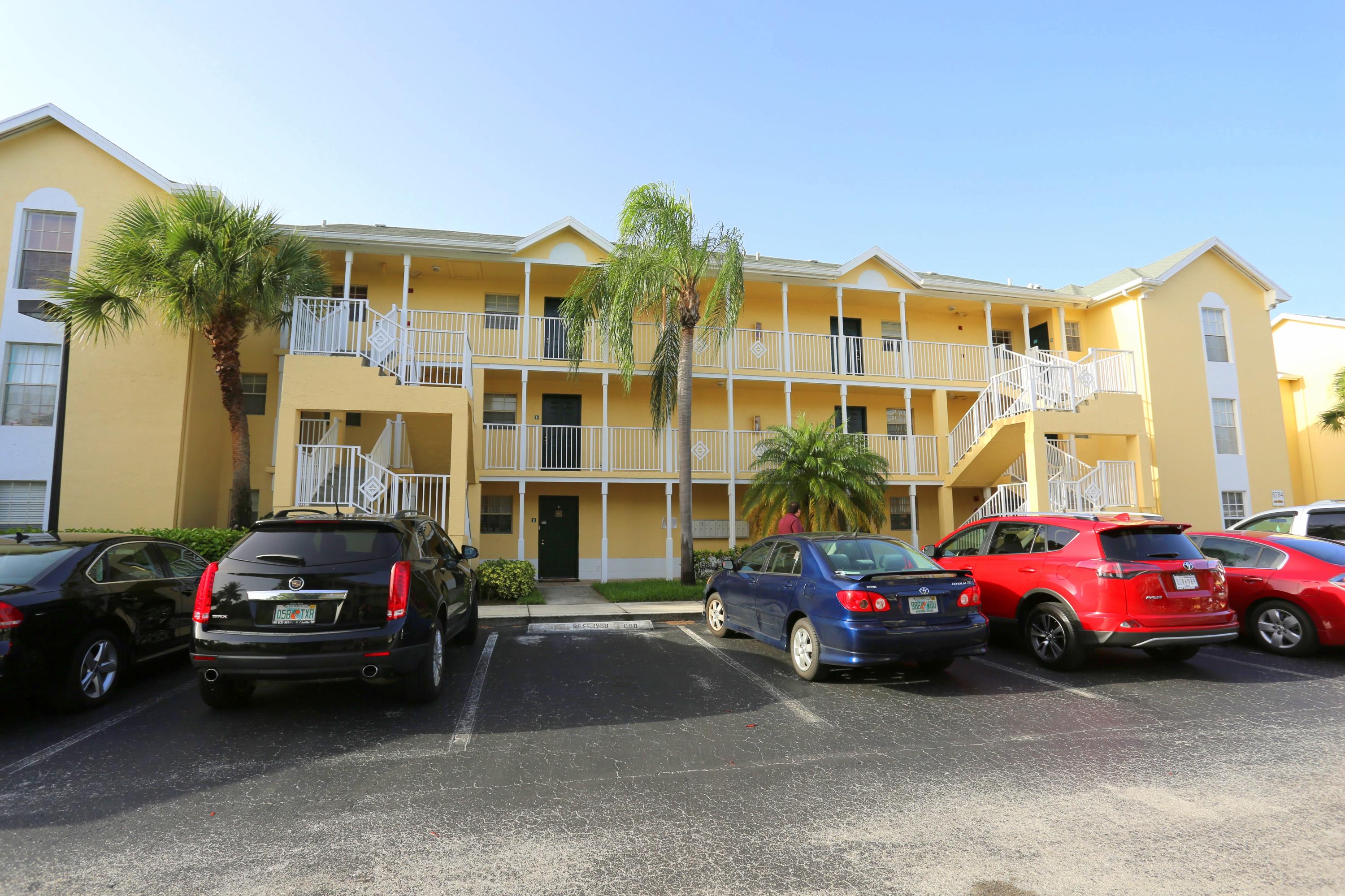 6284 La Costa Drive, Unit F Boca Raton, FL 33433 - Photo 1 of 2 Exterior