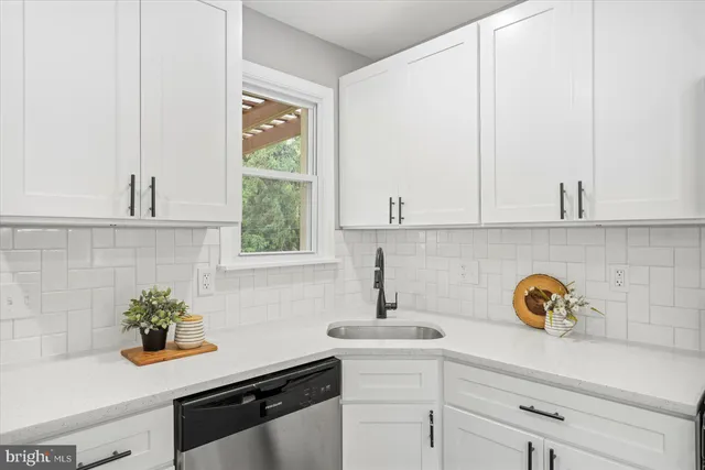 $279,900 | 3912 Fernhill Avenue, Baltimore, MD 21215