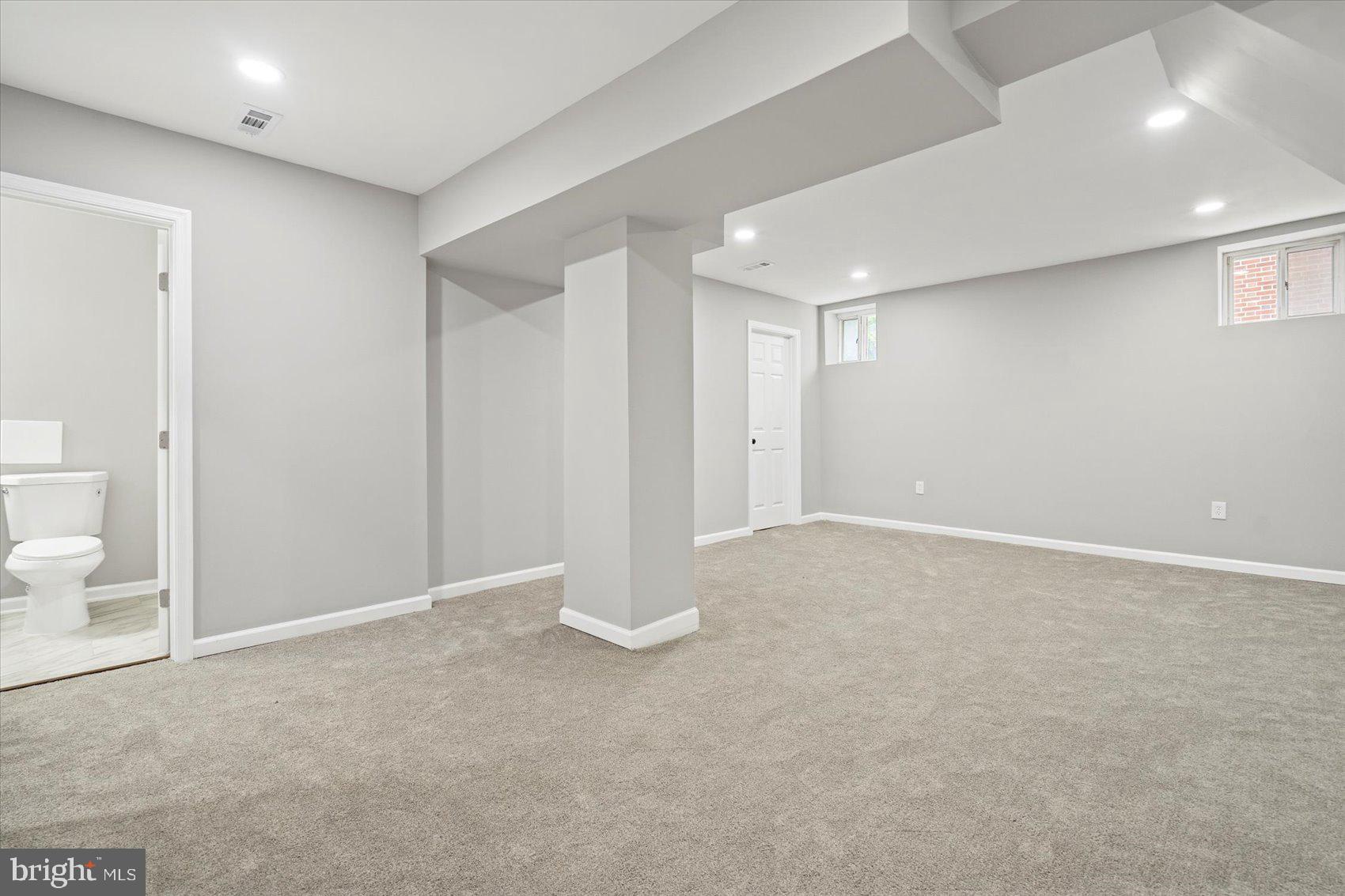 3912 Fernhill Avenue Baltimore, MD 21215 - Photo 15 of 39