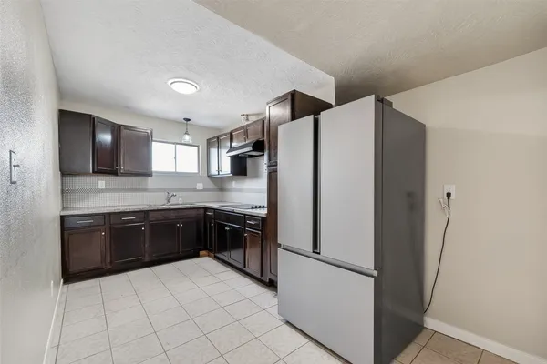 $1,350 | 302 West Shaw Avenue, Unit A, Pasadena, TX 77506