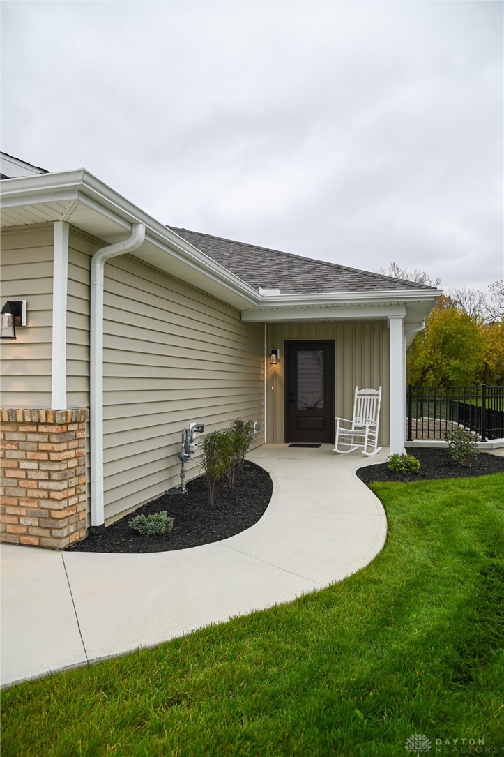 552 Reed Avenue Versailles, OH 45380 - Photo 3 of 53
