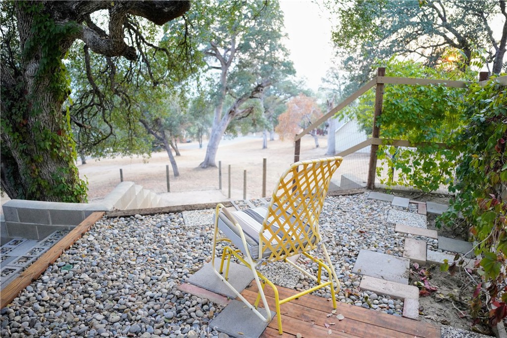 40659 Indian Springs Road Oakhurst, CA 93644 - Photo 8 of 28 a view of a back yard