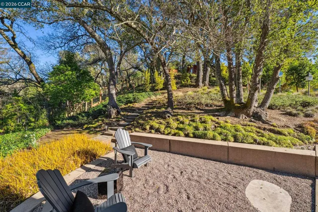 $2,495,000 | 11 El Caminito, Orinda, CA 94563