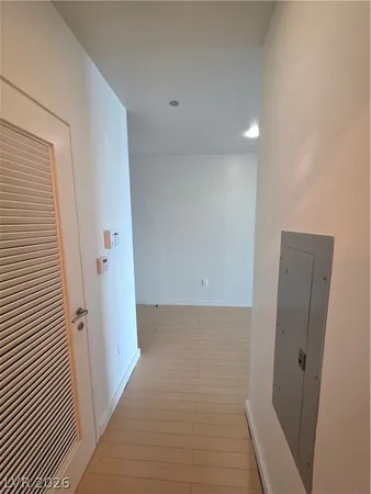 $1,900 | 200 Hoover Avenue, Unit 1910, Las Vegas, NV 89101