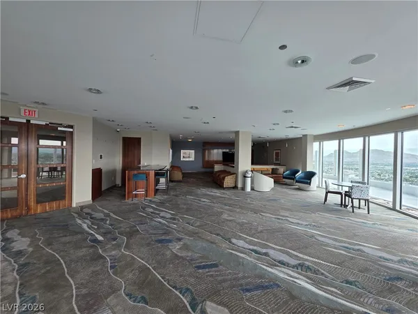 $1,900 | 200 Hoover Avenue, Unit 1910, Las Vegas, NV 89101