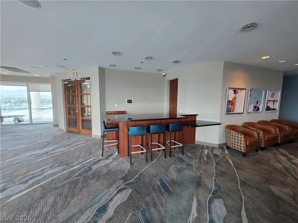 $1,900 | 200 Hoover Avenue, Unit 1910, Las Vegas, NV 89101