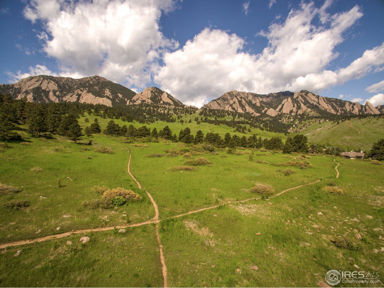 1715 View Point Road Boulder, CO 80305 - Photo 6 of 33 a view of an ocean from a balcony