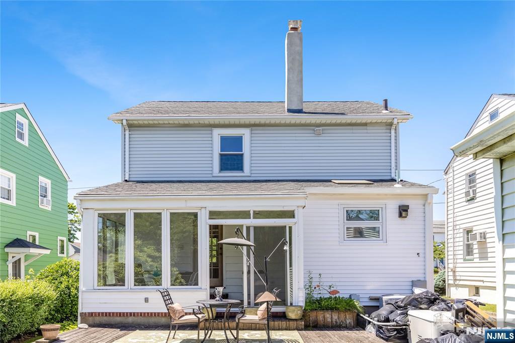 447 Sussex Road Wood-Ridge, NJ 07075 - Photo 13 of 23