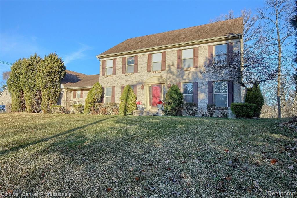 23285 Meridian Road Grosse Ile, MI 48138 - Photo 4 of 53