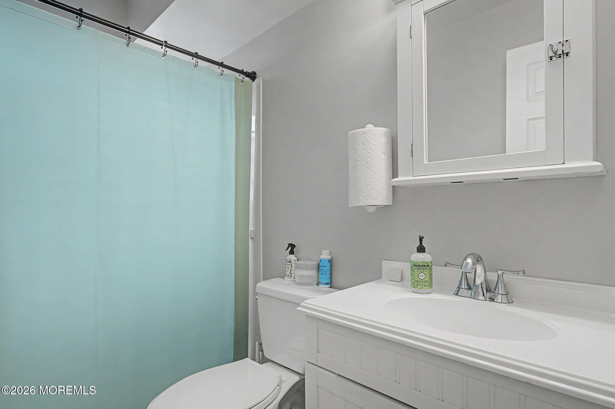 61 Pilgrim Pathway, Unit 8 Ocean Grove, NJ 07756 - Photo 17 of 30 Bathroom Tub/Shower